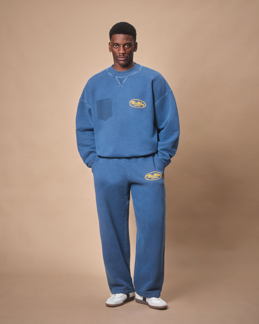 LEATHERS IRONWEAVE™ FADED POCKET SWEATSHIRT - CHORE BLUE