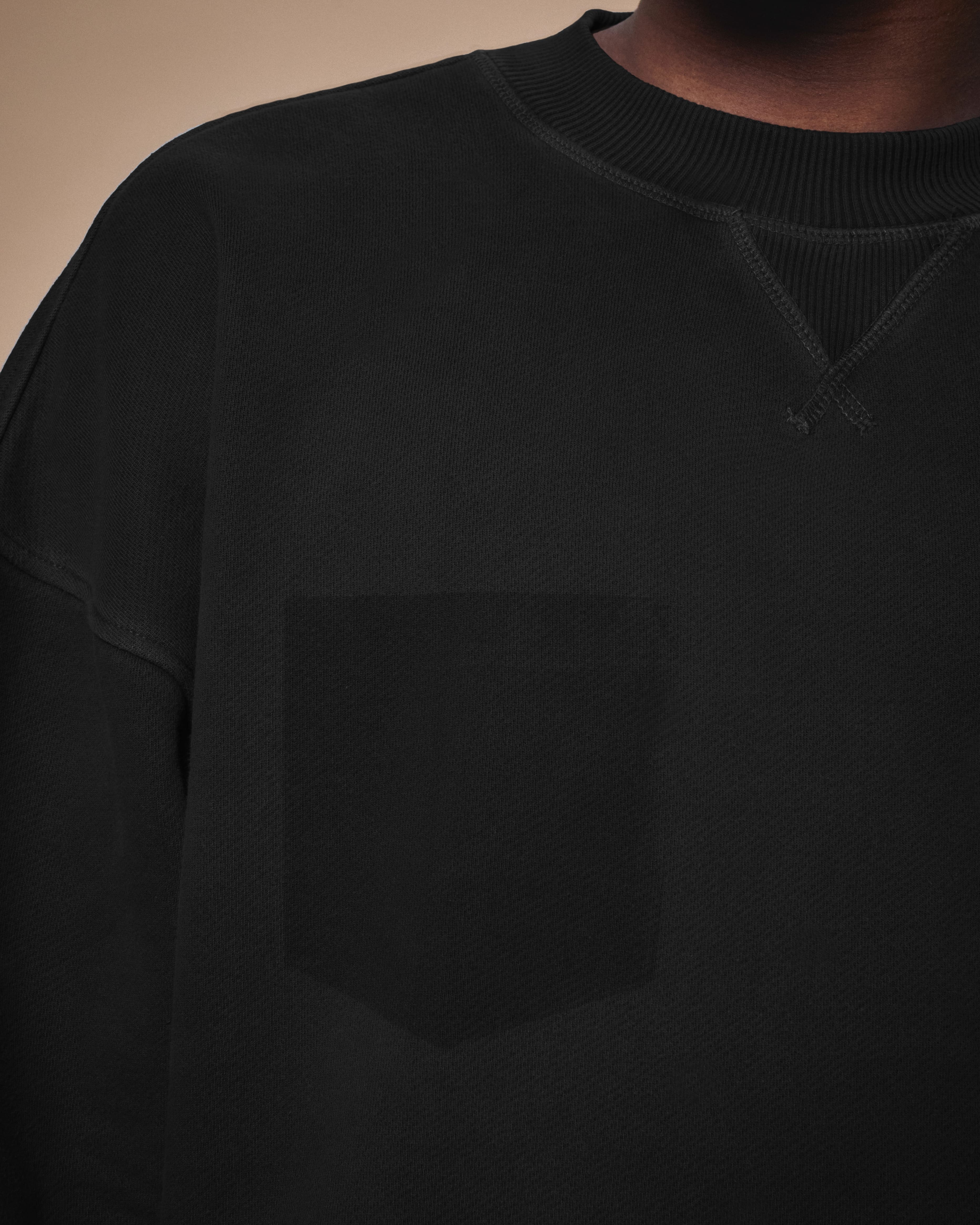 LEATHERS IRONWEAVE™ FADED POCKET SWEATSHIRT - BLACK