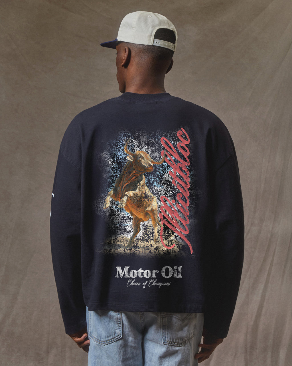 Bull Mascot Long Sleeve T-shirt - Vintage Black