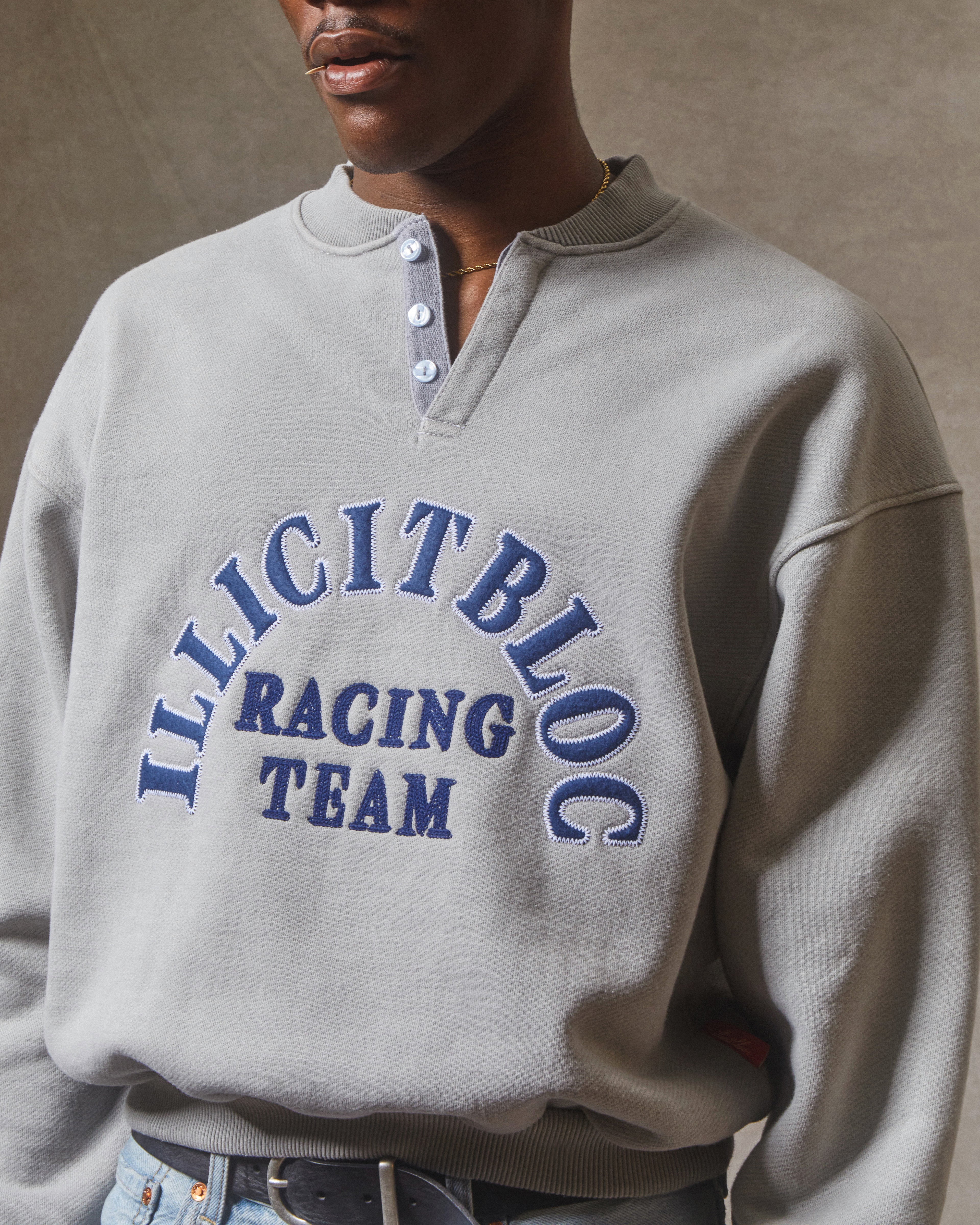 Racing Appliqué Henley Crewneck - Powder Grey