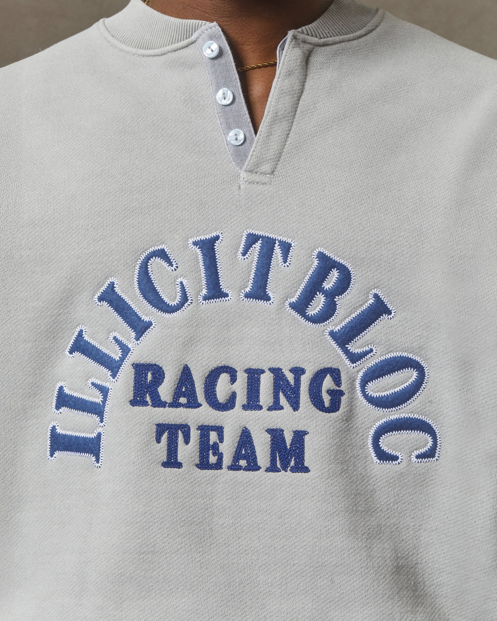 Racing Appliqué Henley Crewneck - Powder Grey