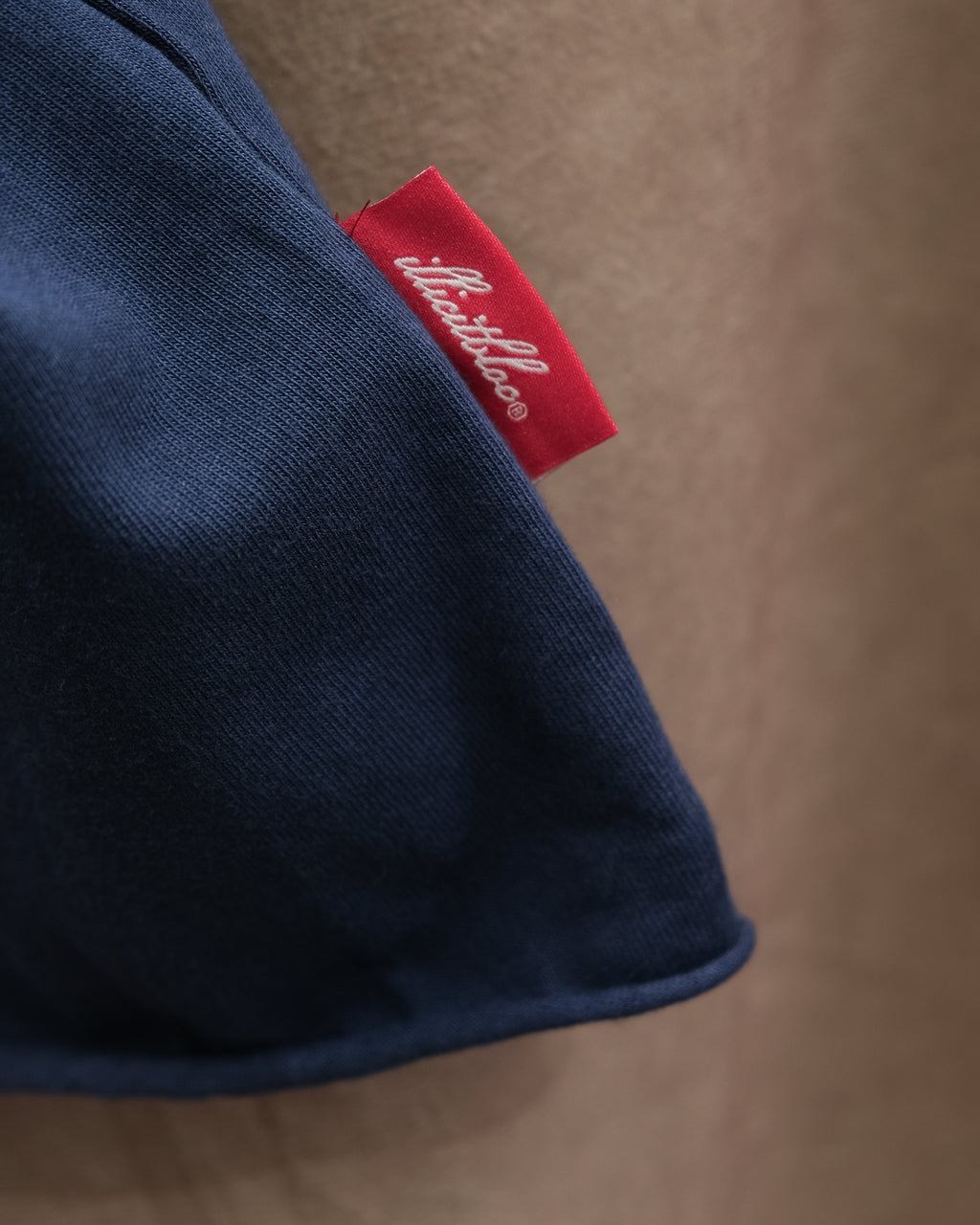 Oil Can Raw Hem T-shirt - Navy