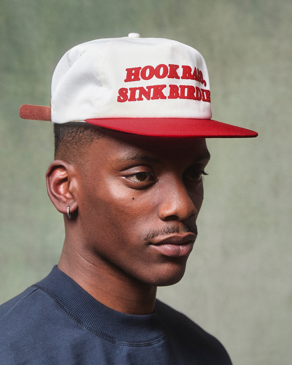 BASS & BIRDIES CAP - CREAM/RED
