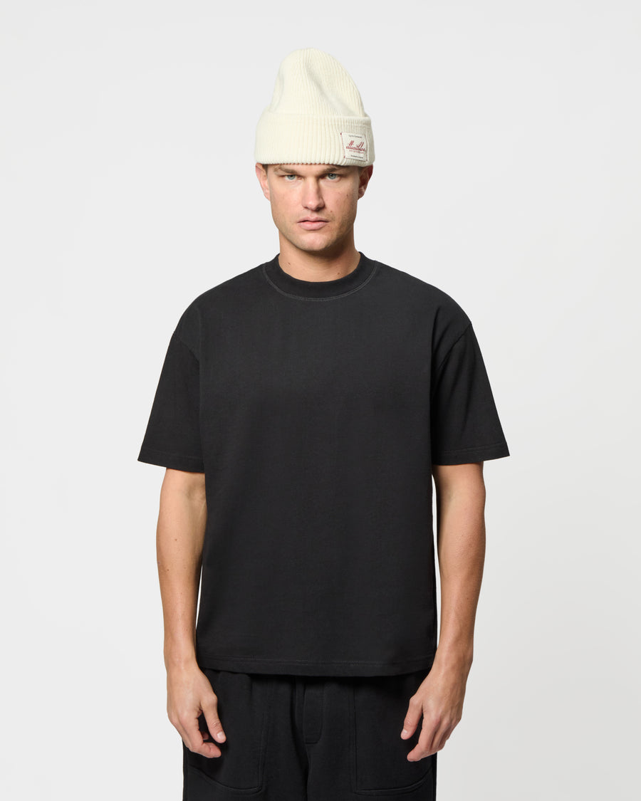 10OZ FITTED T-SHIRT - BLACK