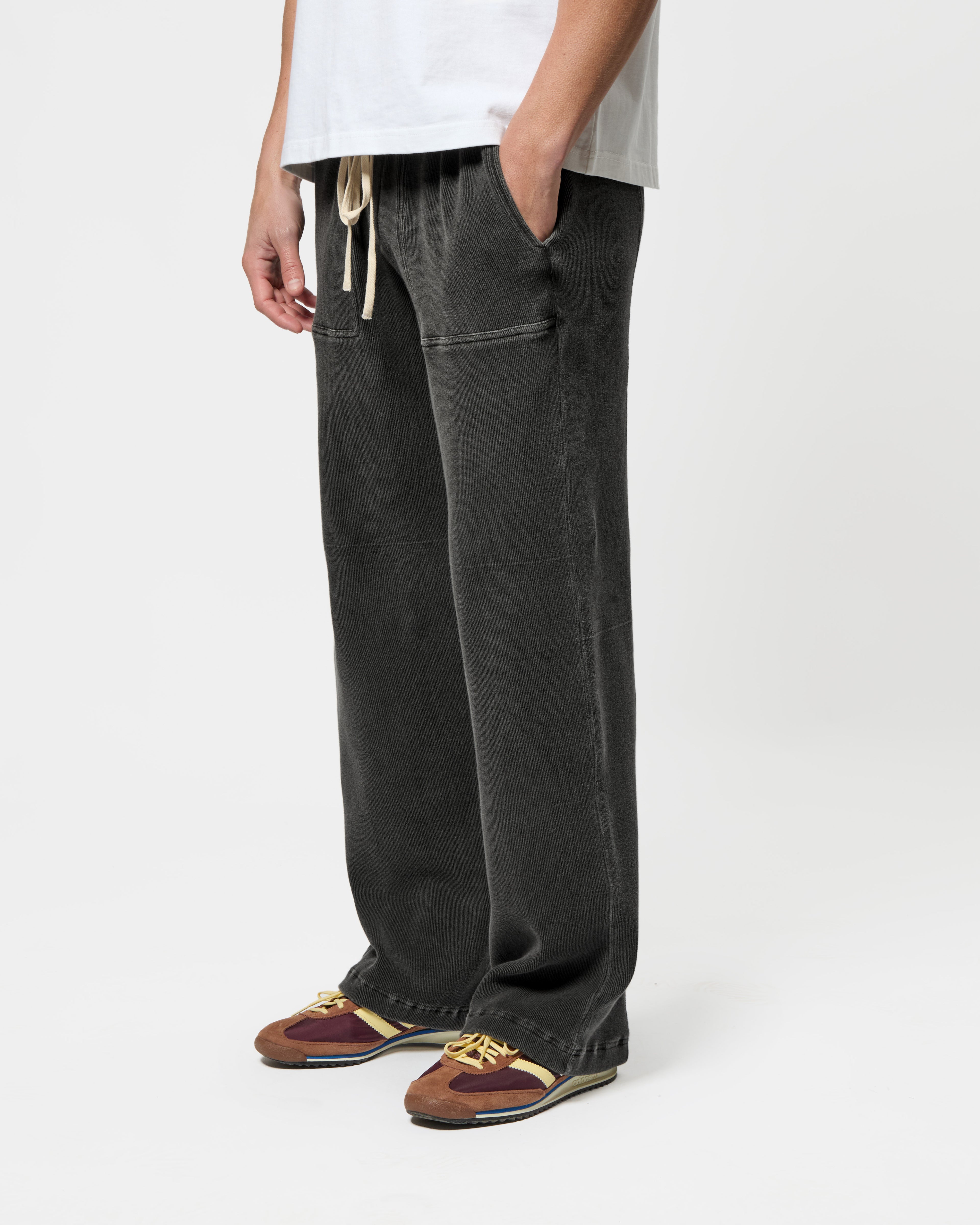 Ottoman Straight Leg - Washed Black