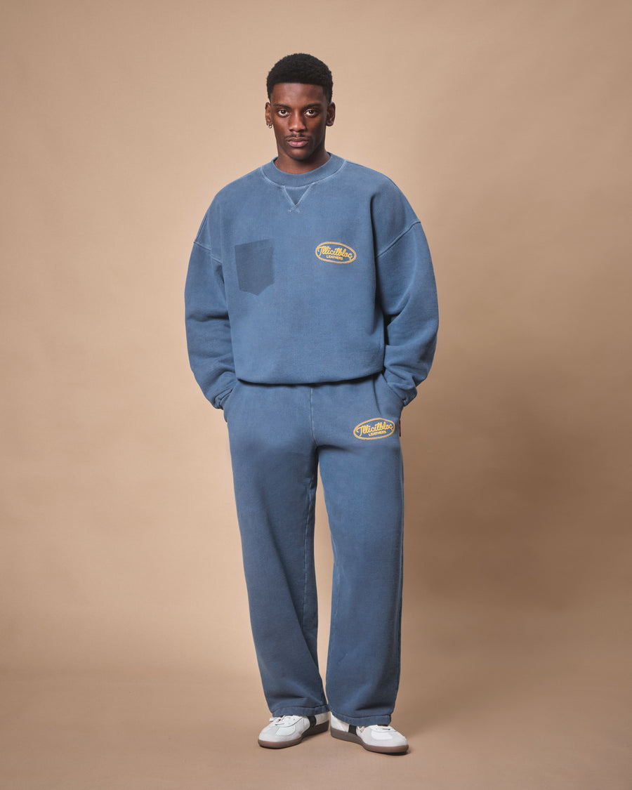 LEATHERS IRONWEAVE™ FADED POCKET SWEATSHIRT - CHORE BLUE