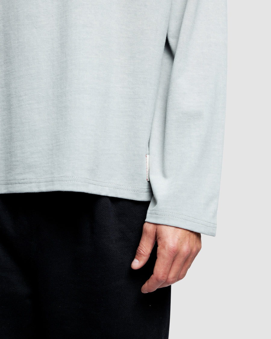 APRÈS LONG SLEEVE T-SHIRT - POWDER GREY