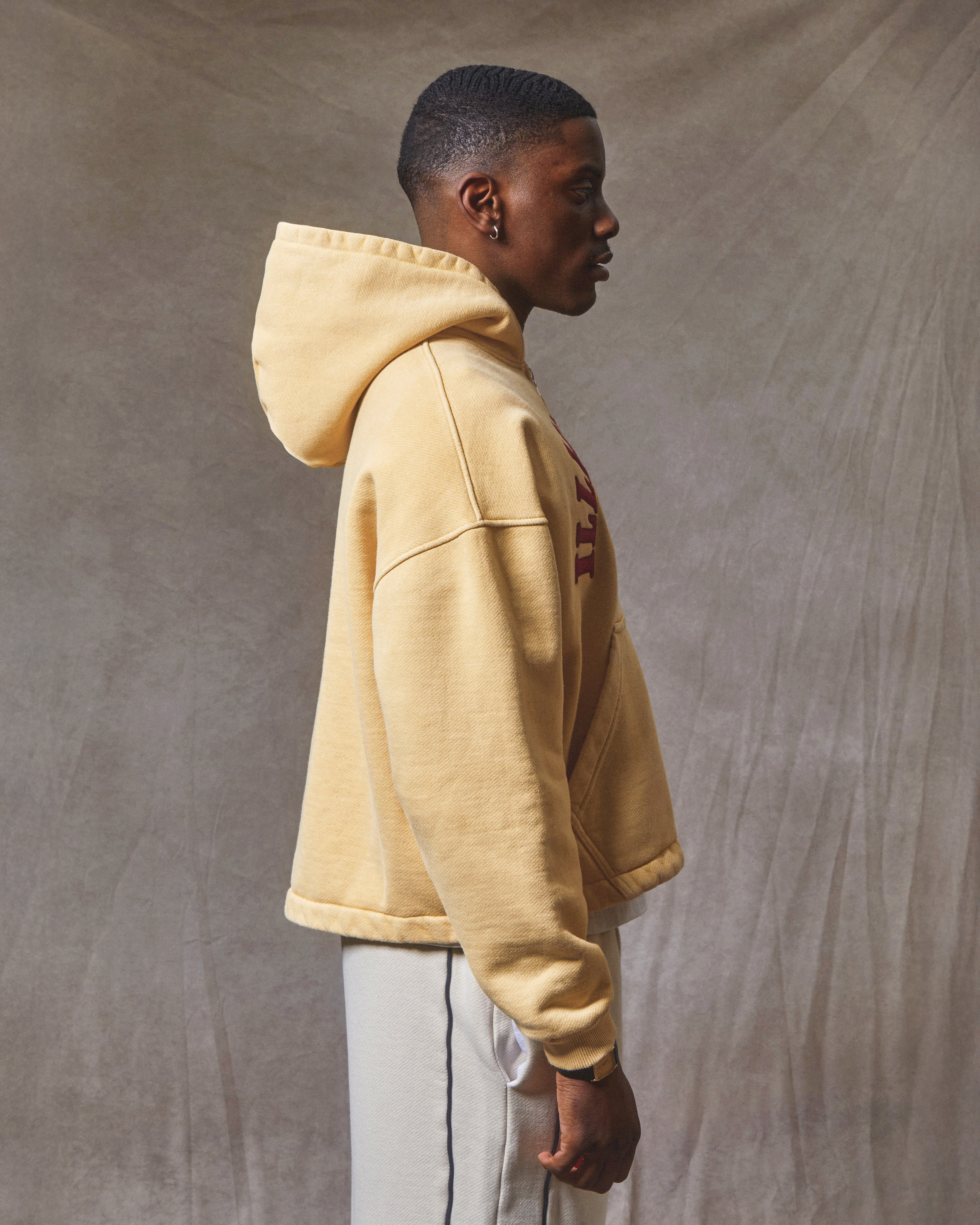 RACING APPLIQUÉ ZIP HOODIE - MIMOSA