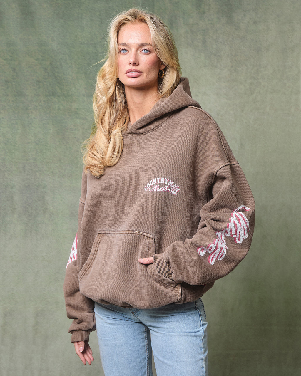 Hooked Hoodie - Washed Brown
