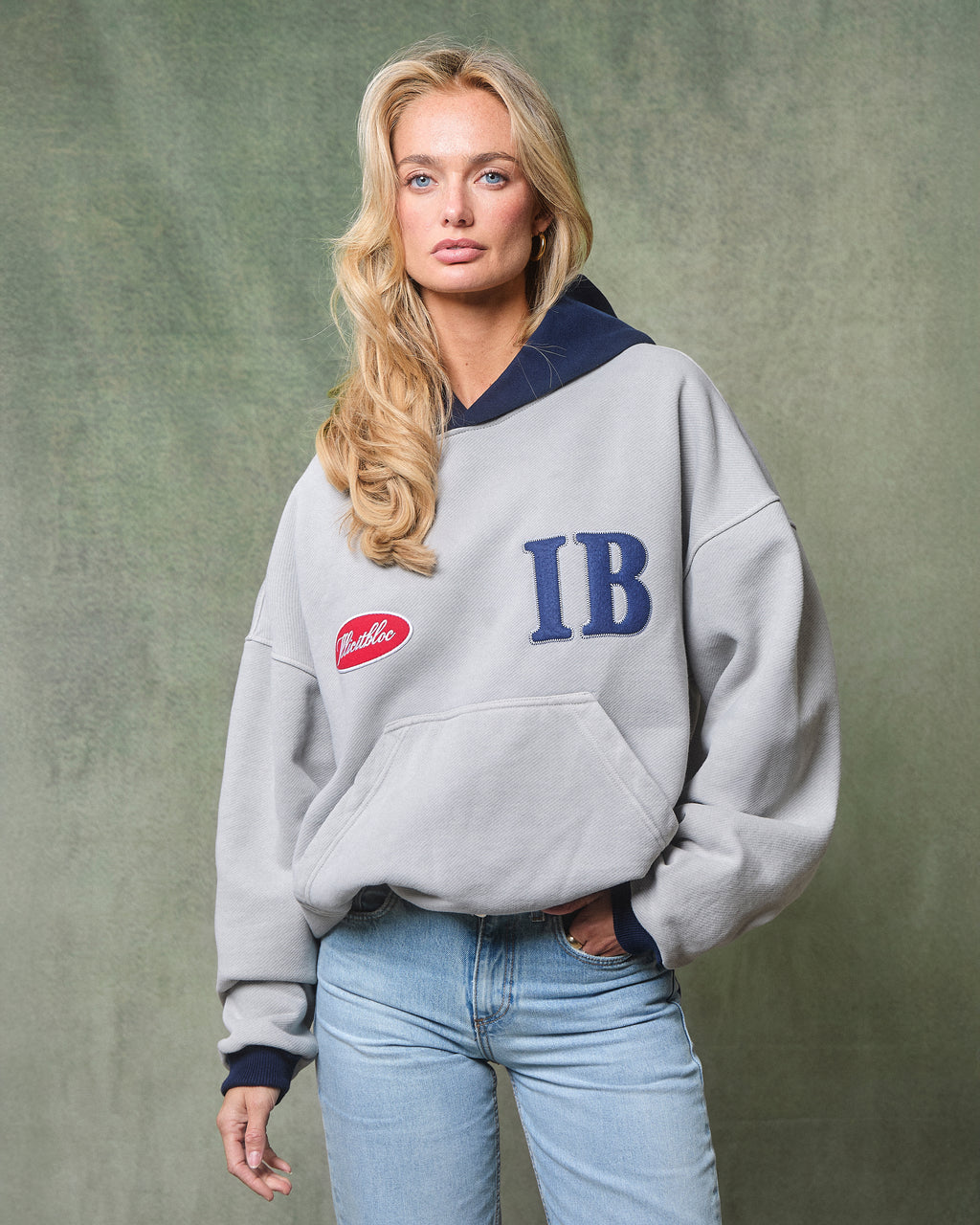 TWO TONE SPELLOUT HOODIE - POWDER GREY/NAVY