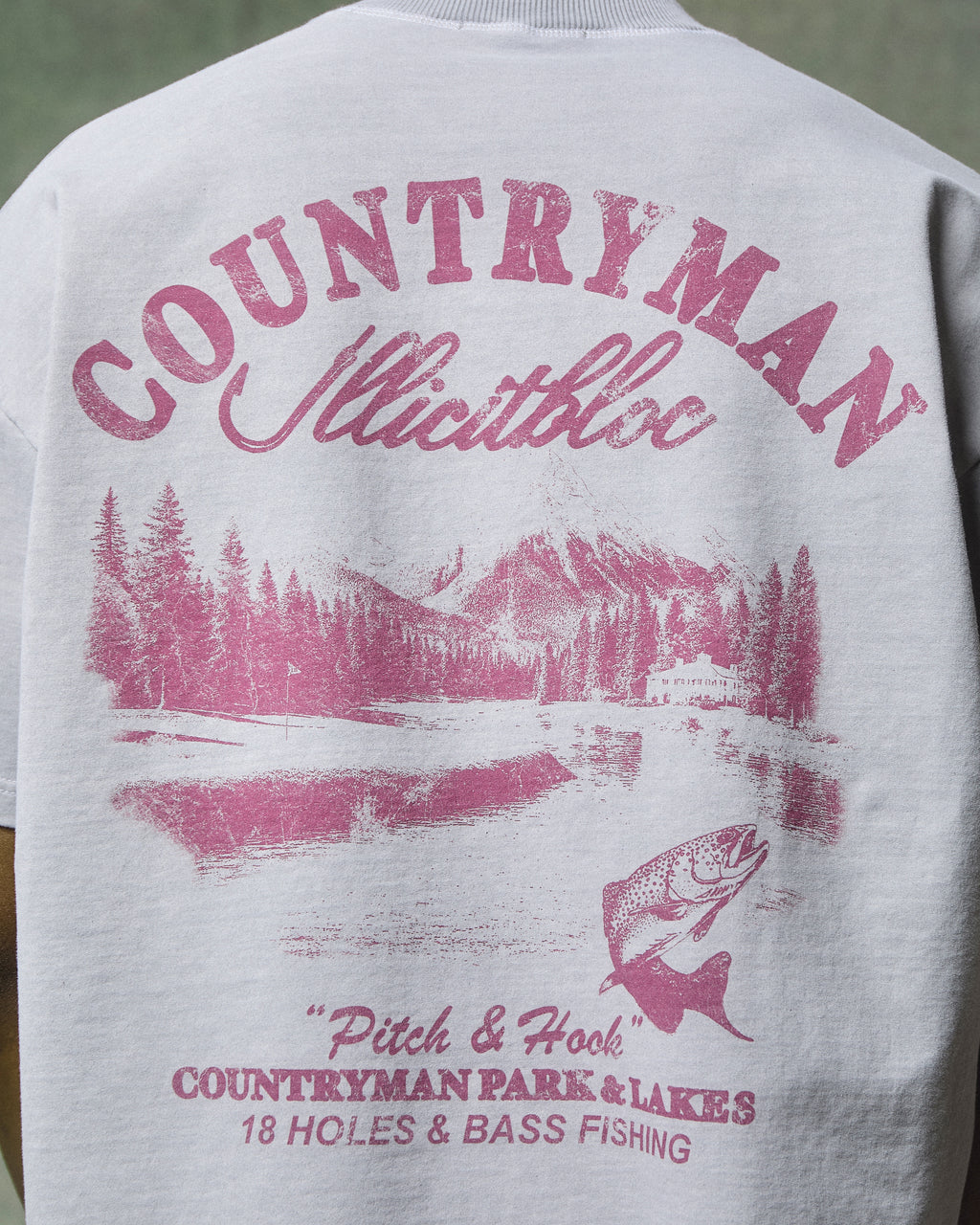 PITCH & HOOK POCKET T-SHIRT - POWDER GREY