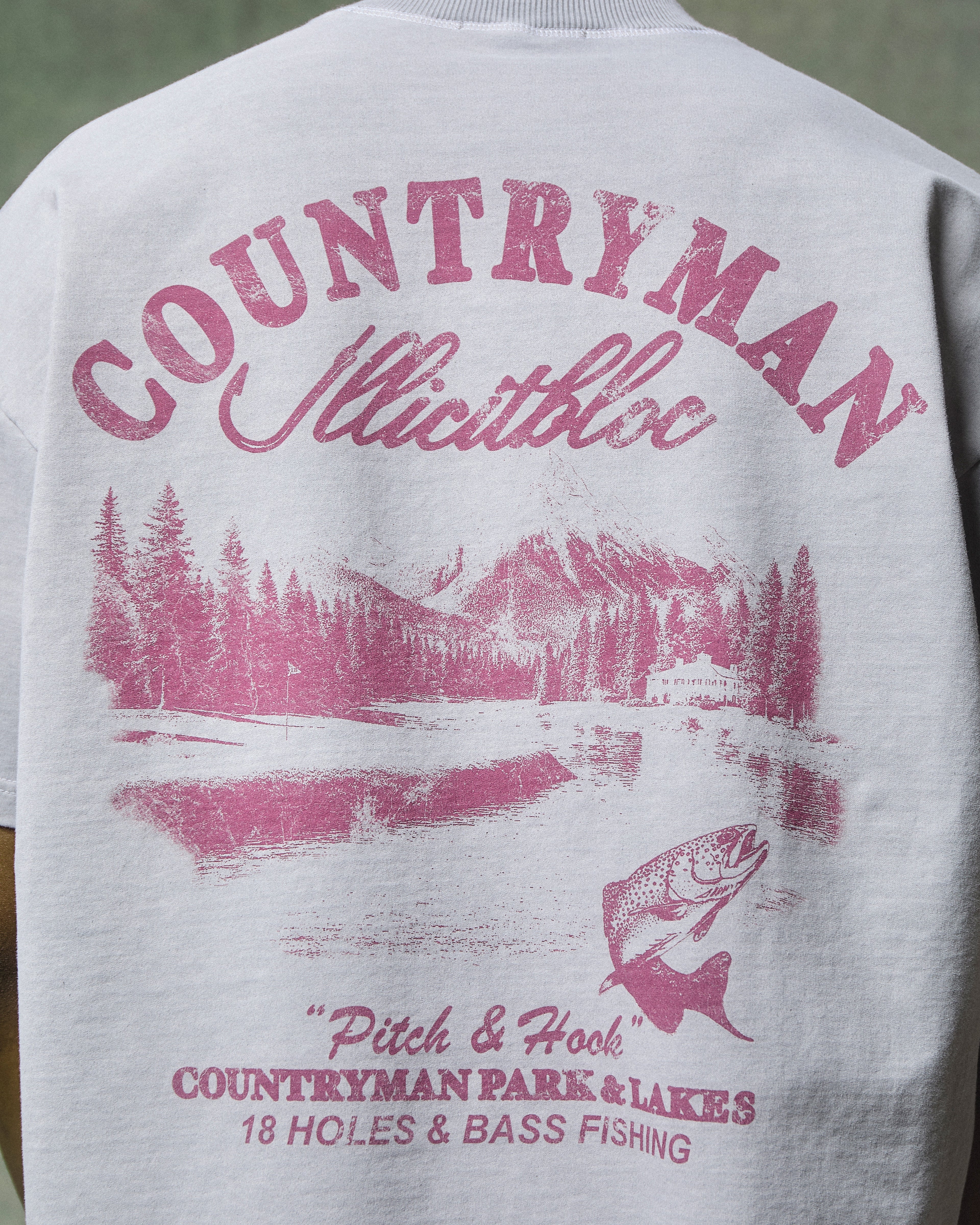 PITCH & HOOK POCKET T-SHIRT - POWDER GREY