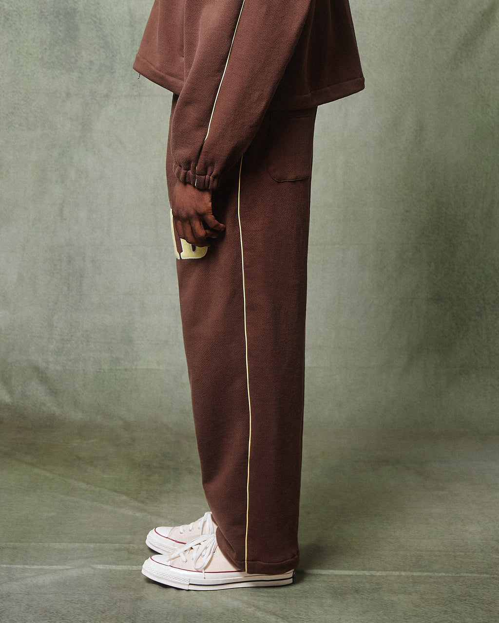 SPELLOUT SWEATPANTS - HICKORY