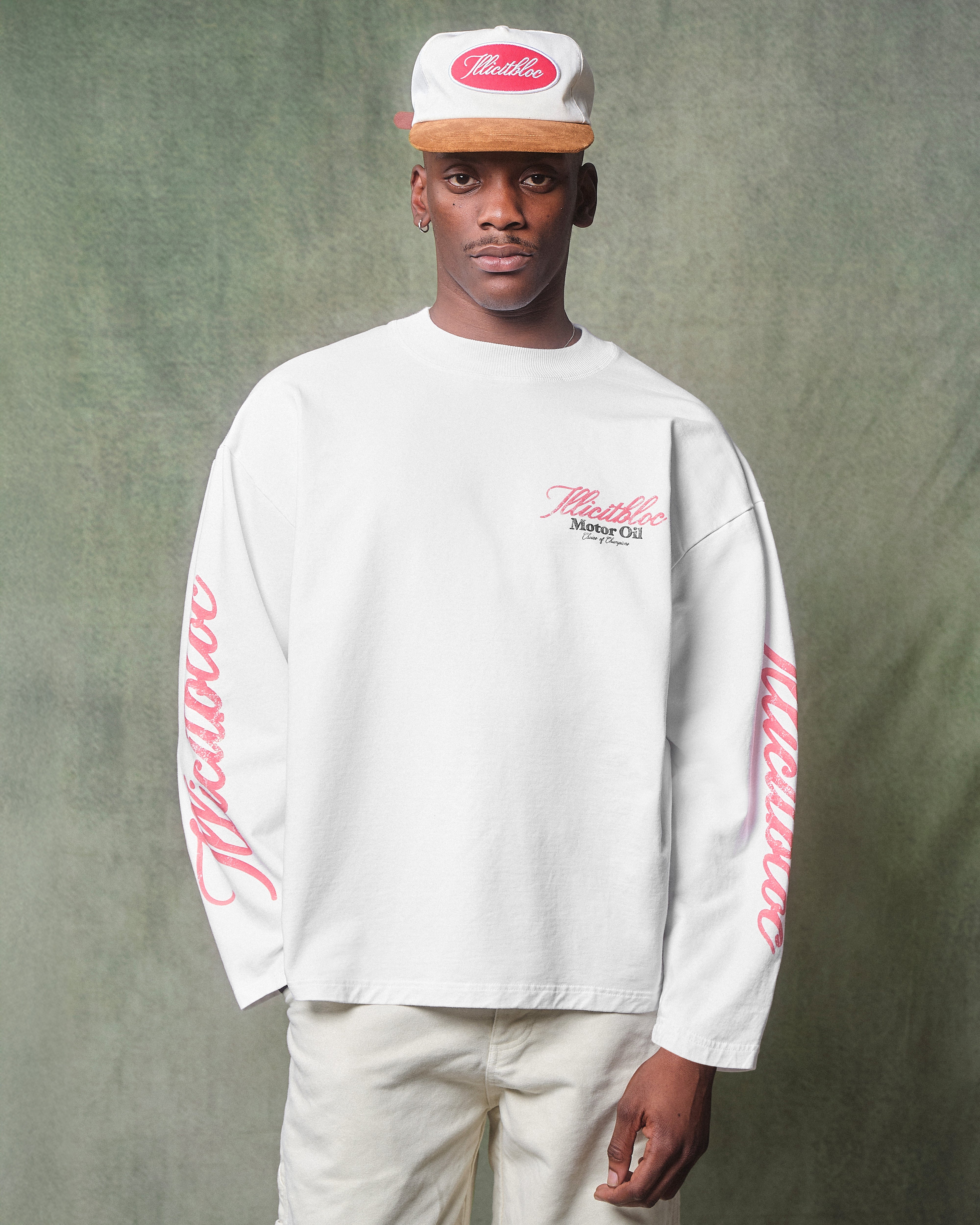 BULL MASCOT CLOUDWEAVE™ LONG SLEEVE T-SHIRT - WHITE – Illicitbloc