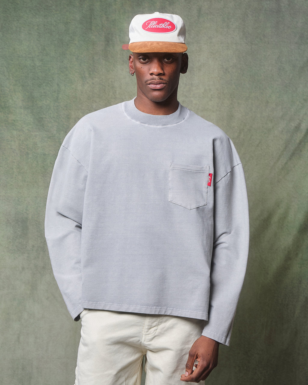 CLASSIC POCKET LONG SLEEVE T-SHIRT - POWDER GREY
