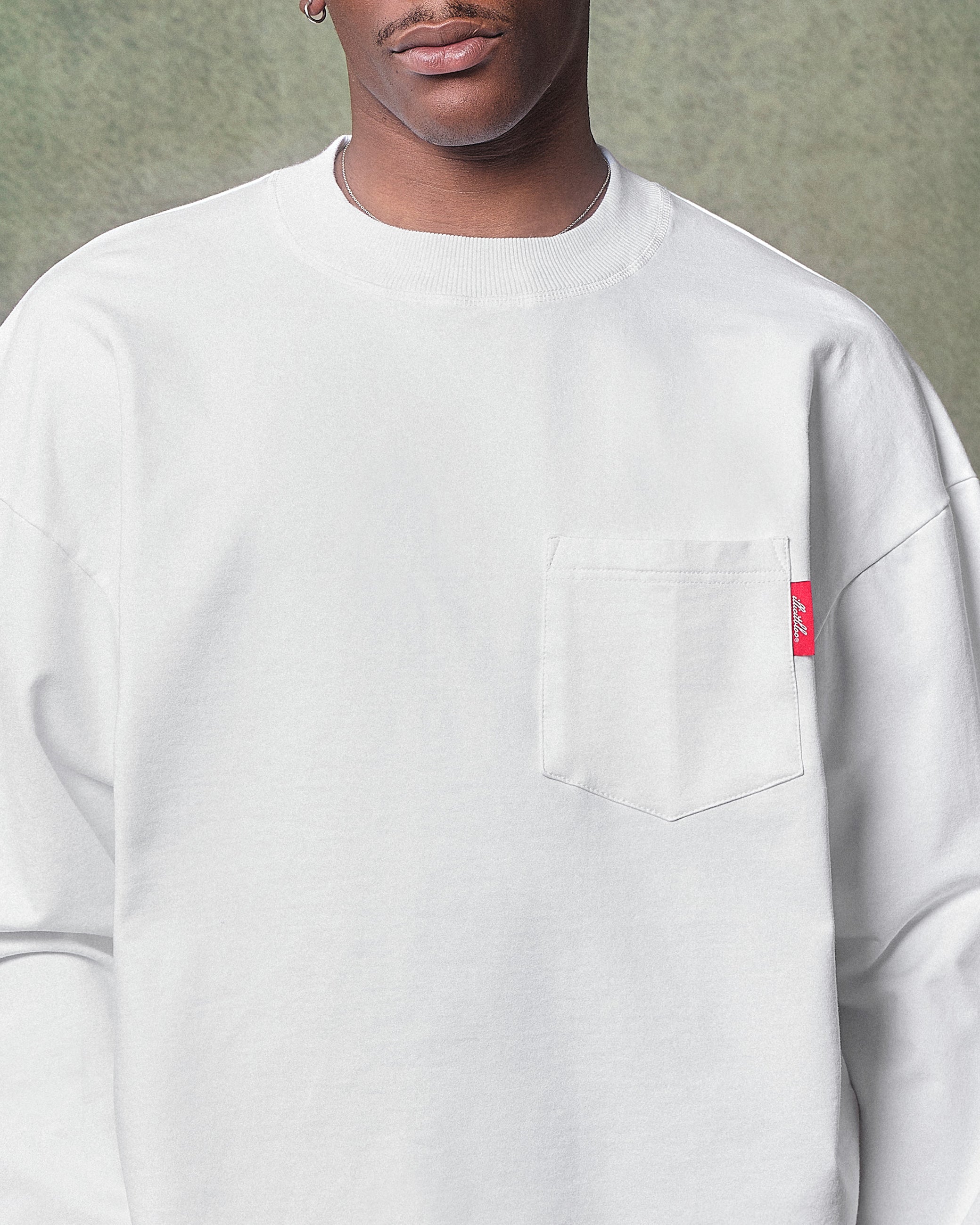 CLASSIC POCKET LONG SLEEVE T-SHIRT - WHITE